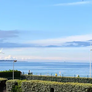 Villa Neuve Sur Pilotis Vue à 30m De La, Plérin